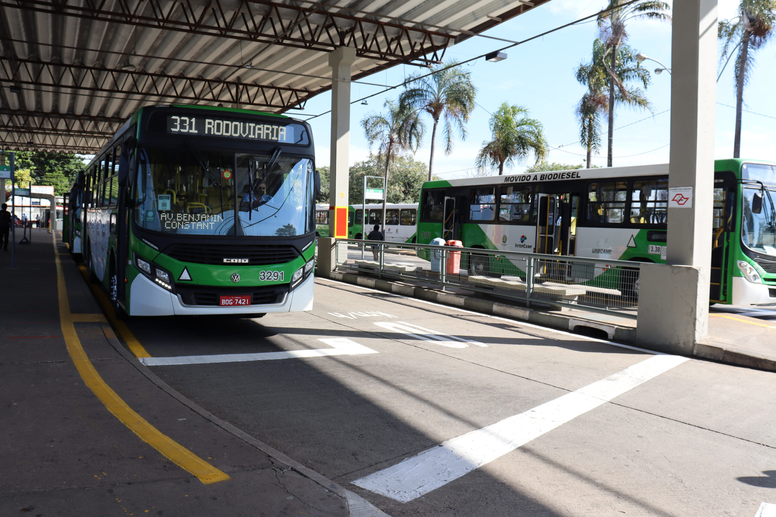 Prefeitura decidiu não  aumentar preço das passagens de ônibus