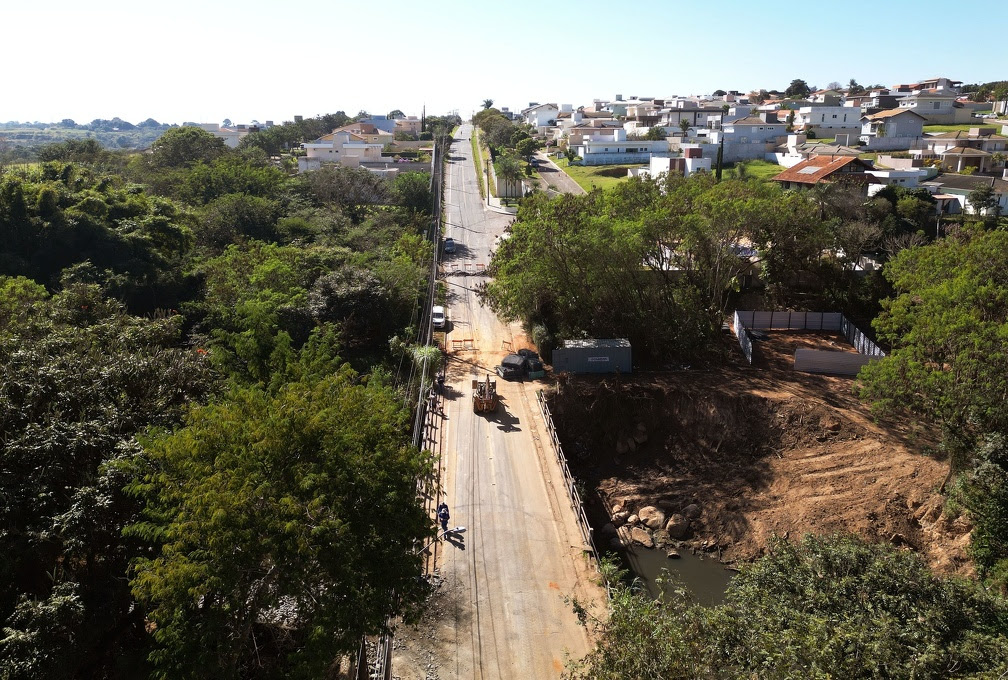 EMDEC diz que continua  bloqueio na ponte do Guará (rua 10) por mais 20 dias